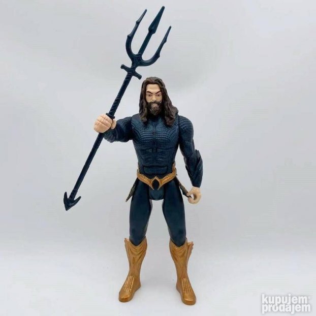 Akciona figura Aquamana sa pokretnim delovima za igru.