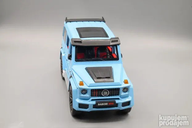 Metalni model automobila Babosi 800 dimenzija 270 x 110 mm.