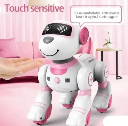 Robot pas za igru može da se programira za niz pokreta.