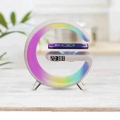 RGB osvetljenje lampe namenjeno stvaranju ambijenta u prostoriji.