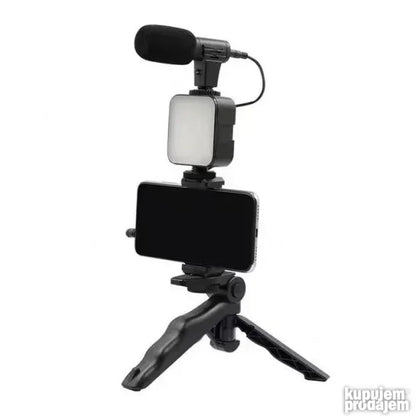 LED svetlo sa 36 dioda namenjeno za osvetljavanje video snimaka.