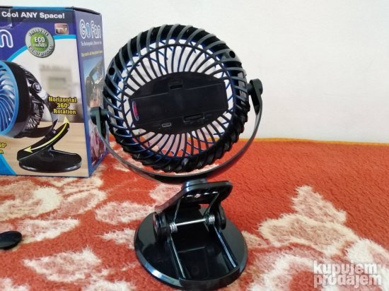 Mini ventilator sa USB kablom za punjenje i litijumskom baterijom.