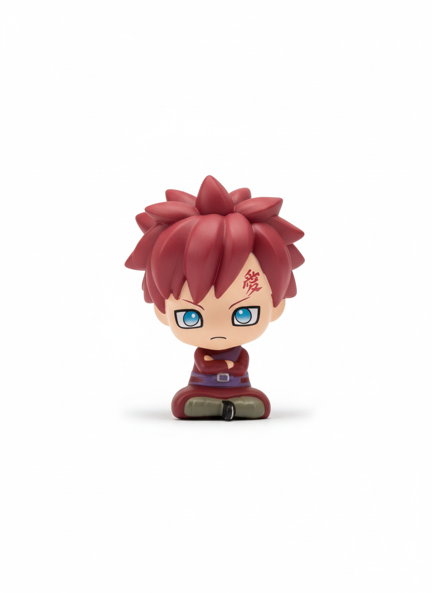 Chibi figurica Gaara iz Naruto serijala prikazana u plavoj i crvenoj boji.