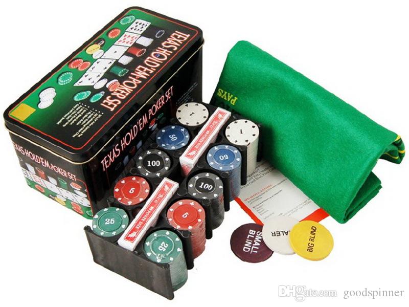 Numerisani žetoni u vrednostima 1, 5, 25, 50 i 100 iz poker kompleta.