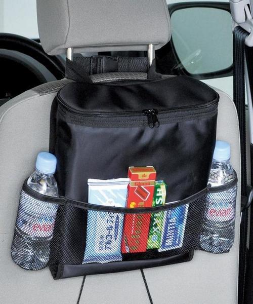 Organajzer za automobil namenjen odlaganju predmeta putnika na zadnjem sedištu.
