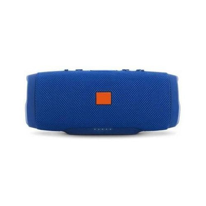 Xtreme zvučnik sa mestima za USB i memorijsku karticu.
